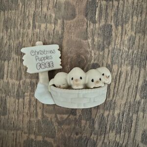 Precious Moments Sugar Town "Free Christmas Puppies" Figurine